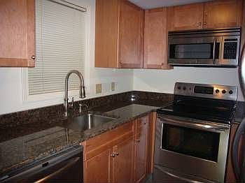 2nd image of 7 Felton St APT C