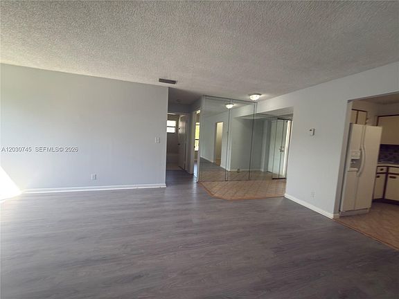 5th image of 2526 Carambola Cir N #1821