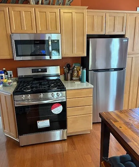 4 Mansfield St #2 — Photo 2