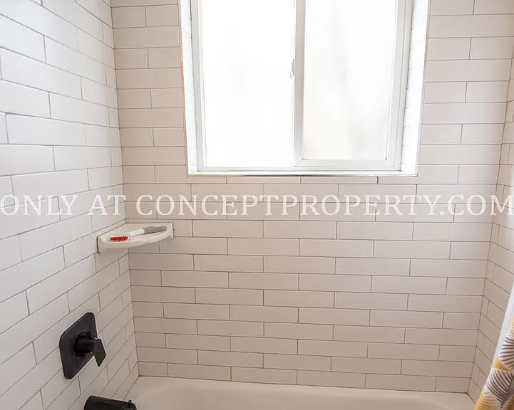 285 E Whitlock Ave — Photo 40