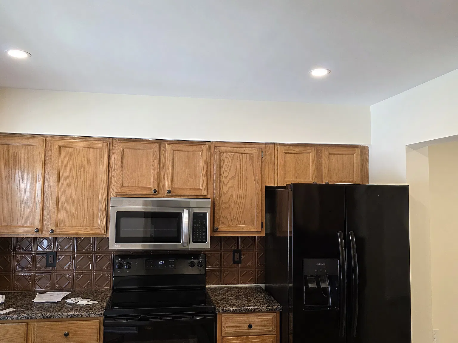 3 bed, 1975 sqft, $2,900 — Photo 3