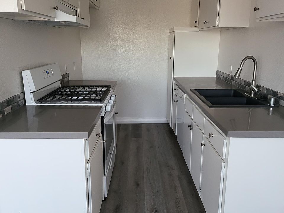 1st image of 134 1st St #L