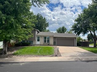 16570 E Dickenson Pl, Aurora, CO 80013