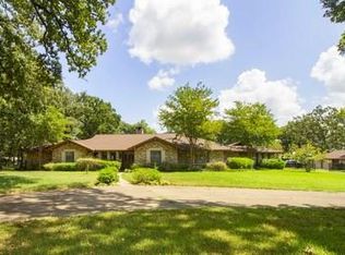 305 Trailwood Dr, Crockett, TX