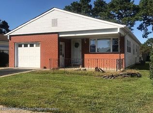 23 San Carlos St, Toms River, NJ 08757