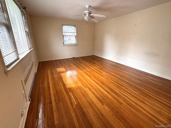 3rd image of 55 Canfield Avenue