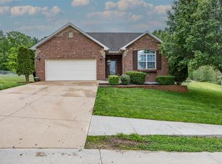 115 Birch Tree Cir, Saint Robert, MO 65584