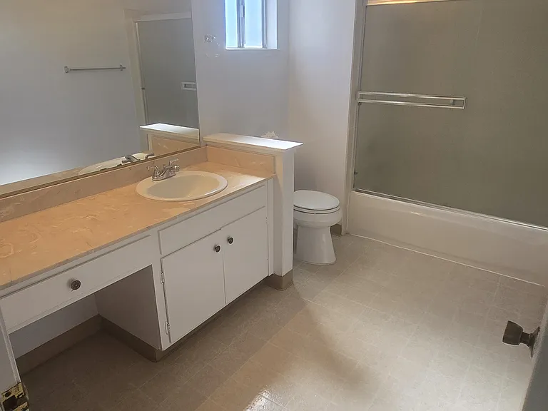 735 Amanda Dr — Photo 29