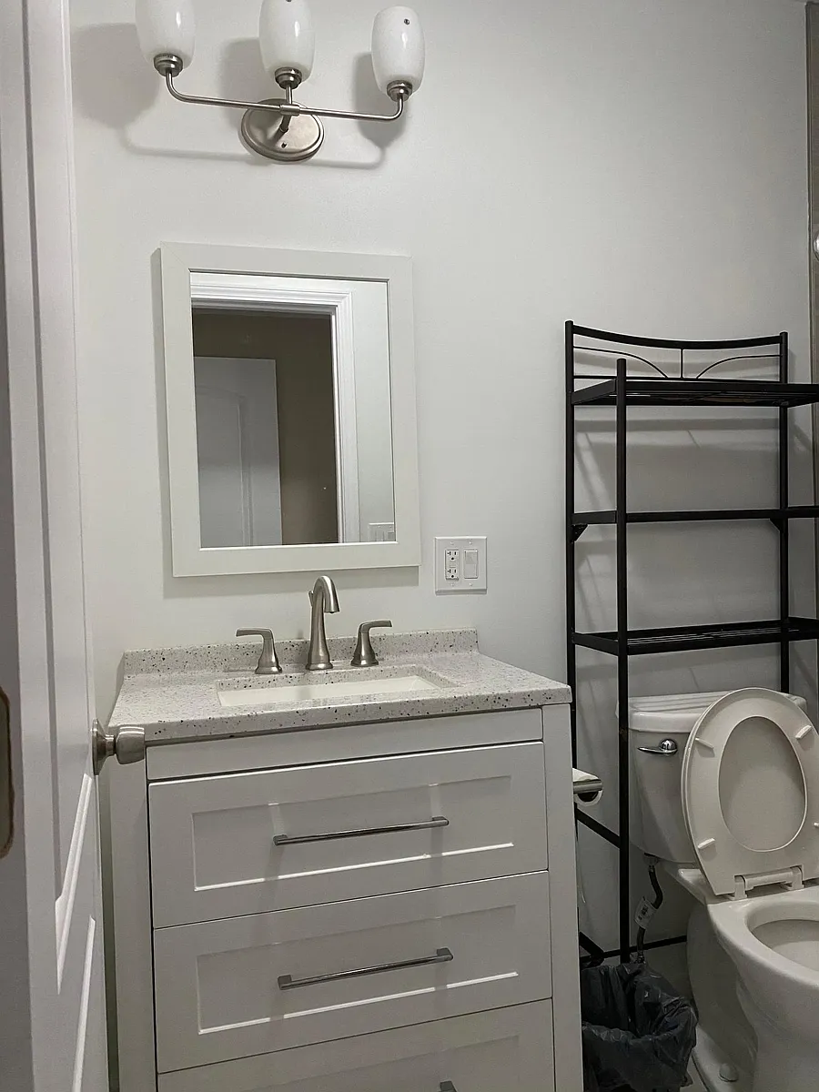 Building Photo - 2846 S Emerald Ave #1