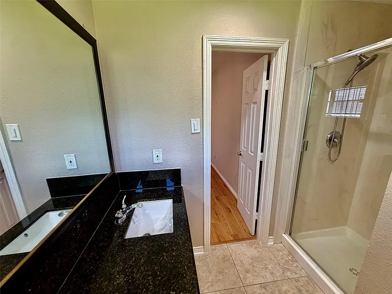5838 Ludington Dr — Photo 12