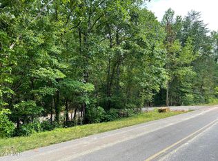 2575 Windfall Estates Dr, Sevierville, TN 37876