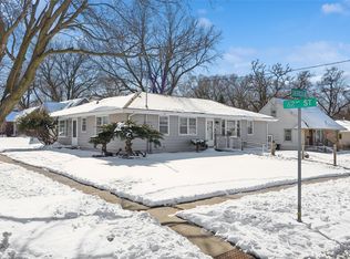 2904 62nd St, Des Moines, IA 50322