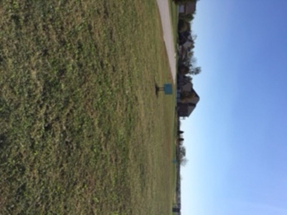 924 Far Oaks Dr, Caseyville, IL 62232 Zillow