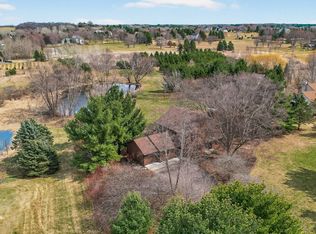 6 Pine Valley Dr, White Bear Lake, MN 55110