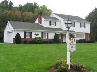 31 Pine Run Pl, Holland, PA 18966