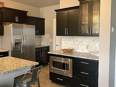 3 bed, 1736 sqft, $1,900 — Photo 3