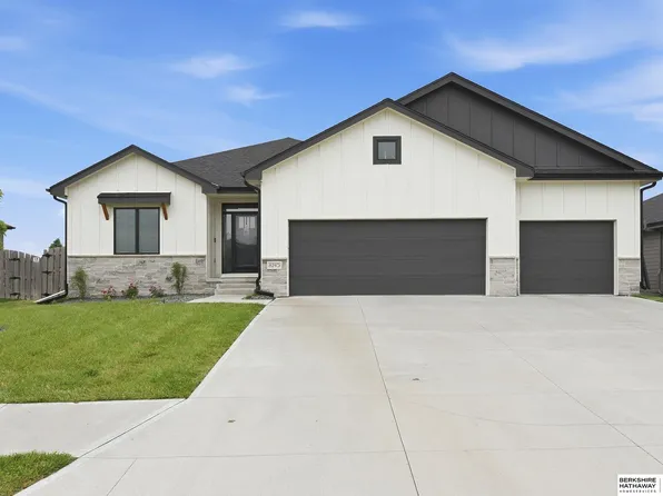 8210 N 167th Ave, Bennington, NE 68007