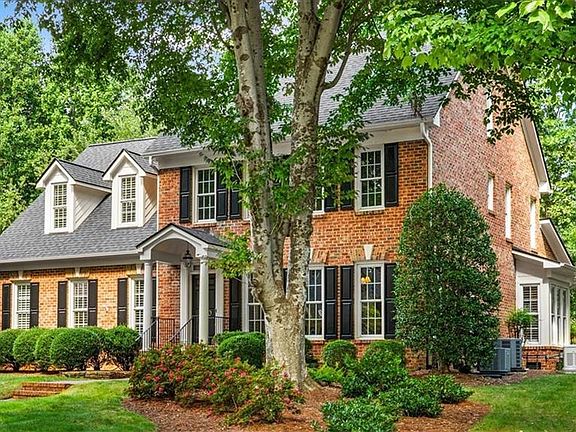 2nd image of 700 Topwater Ln