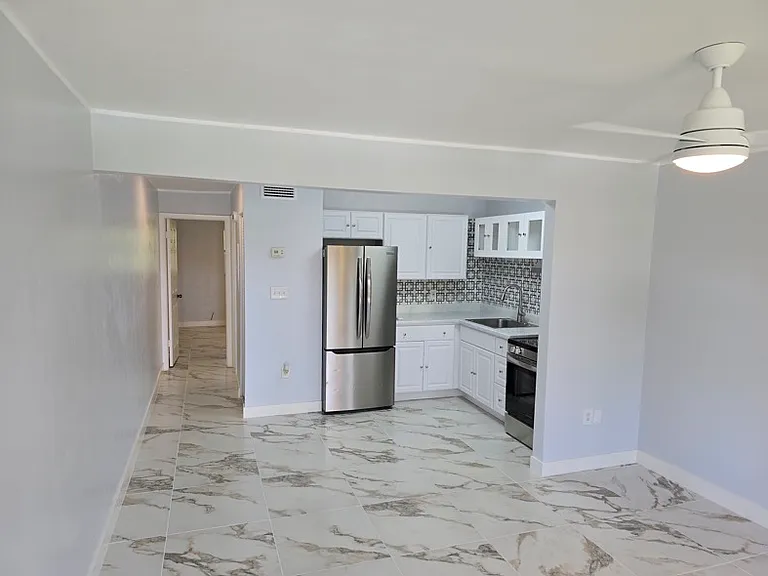2500 Harn Blvd #E9 — Photo 3