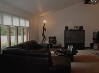 15845 Jug Rd, Burton, OH 44021