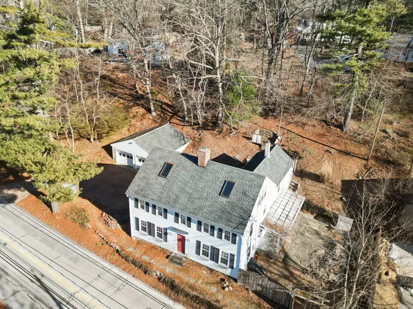 105 East Pattagansett Road, East Lyme, CT 06357