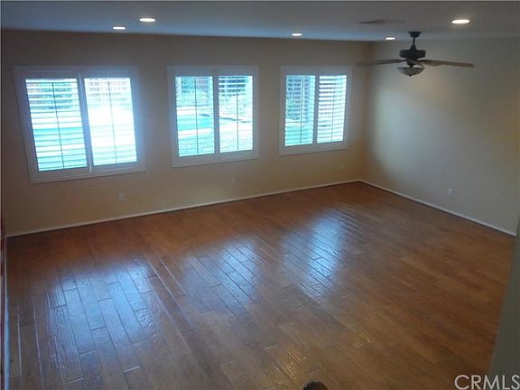 3rd image of 1809 Ibsen Cir