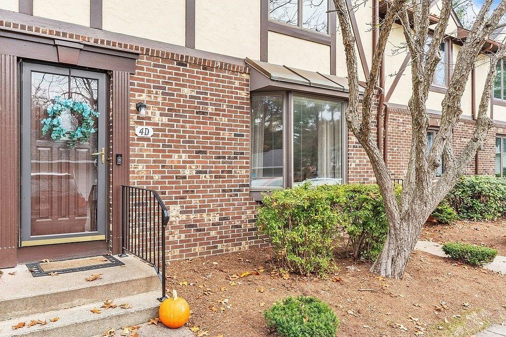 4 D Mansion Woods Dr, Agawam, MA 01001 Zillow