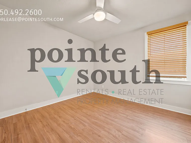 1010 N D St — Photo 10