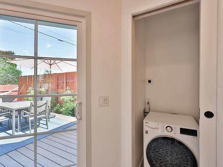 3407 N Mountain View Dr #1 — Photo 8