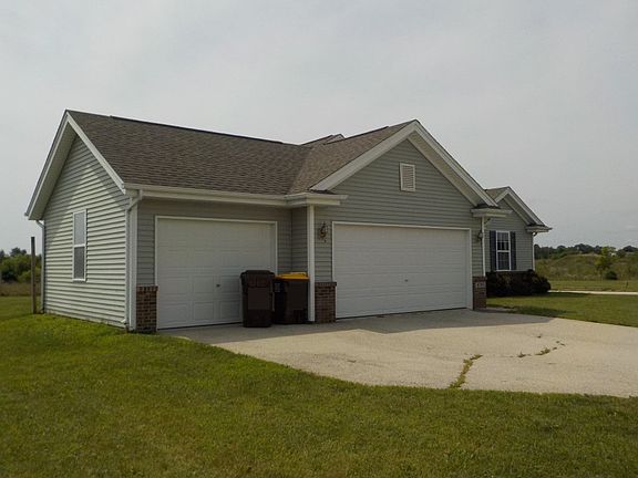 3rd image of 4745 Glen Echo Way