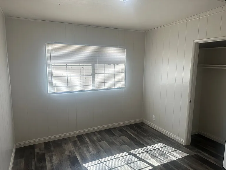 1315 Oakwood Ave — Photo 35