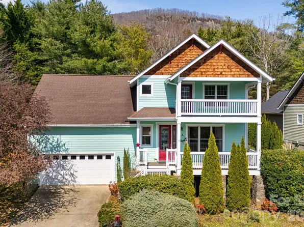 7 Oakhaven Ter, Asheville, NC 28803