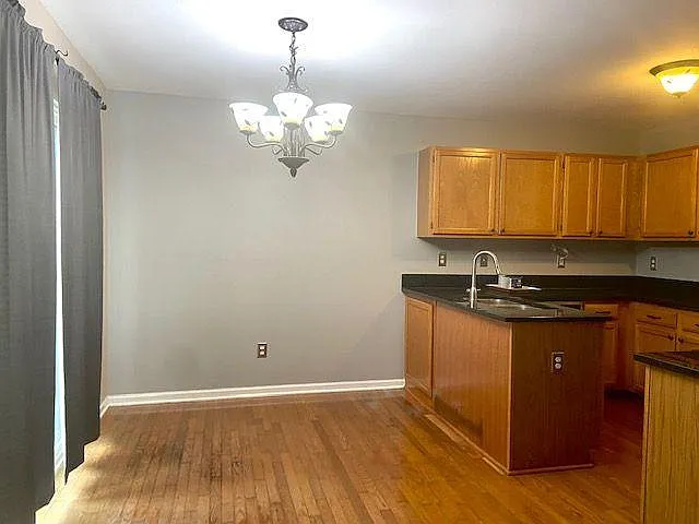 3135 Megan Dr — Photo 3