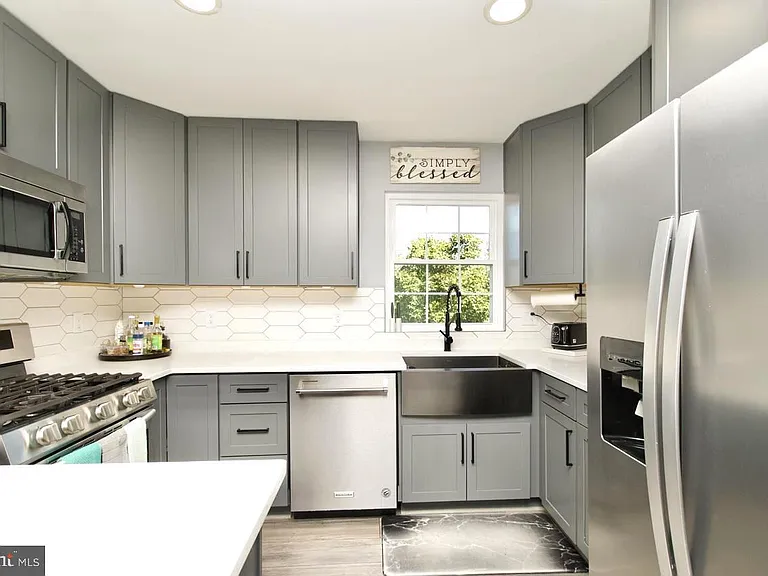 22908 Regent Ter — Photo 19