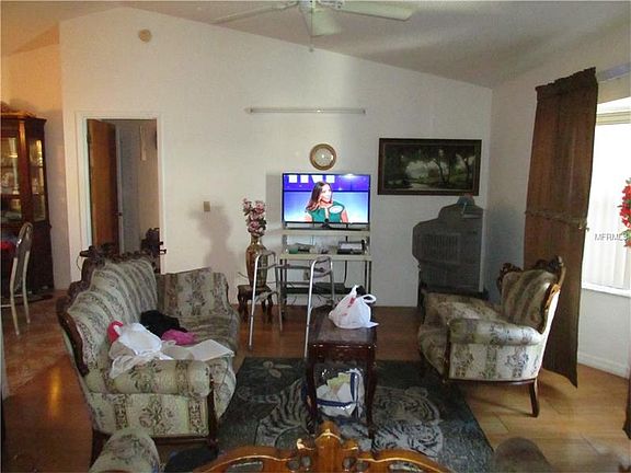 2nd image of 7154 Steffie Ln