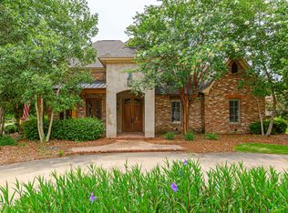 121 Shoreline Dr, Madison, MS 39110