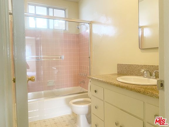 3rd image of 3754 Vinton Ave #2A