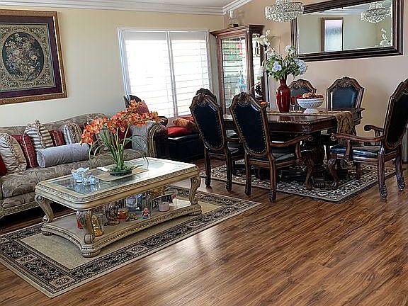 Living Room Formal Dining Rm