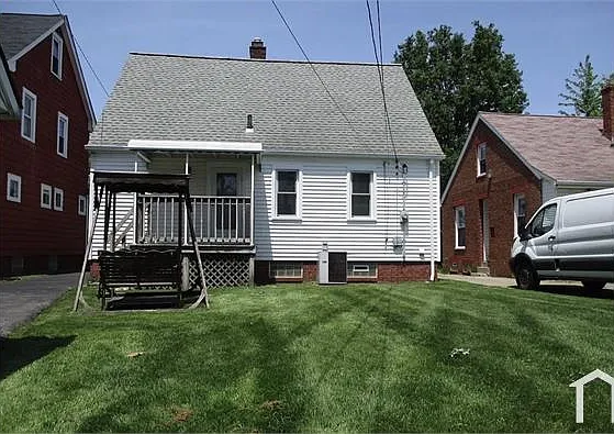 9300 Plymouth Ave — Photo 3