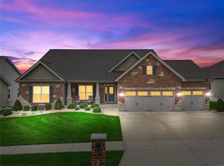 336 Pointe Loma Blvd, Lake Saint Louis, MO 63367