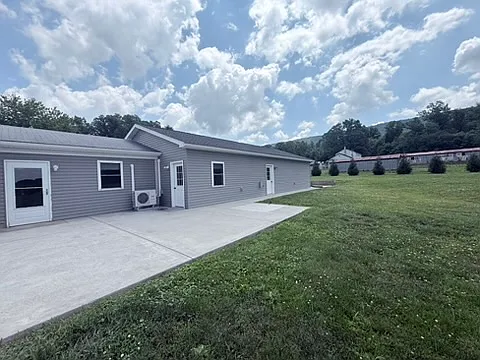 8690 State Highway 25 — Photo 25