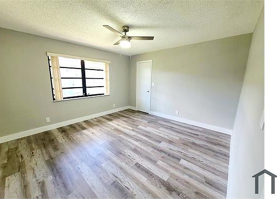 5th image of 511 SW 15th St #A