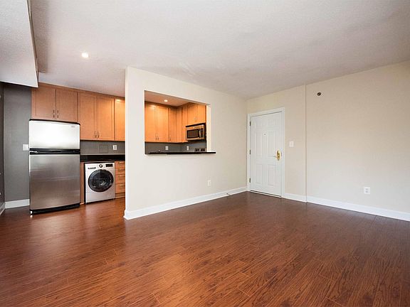 4th image of 600 Bashford Ln Unit 2332