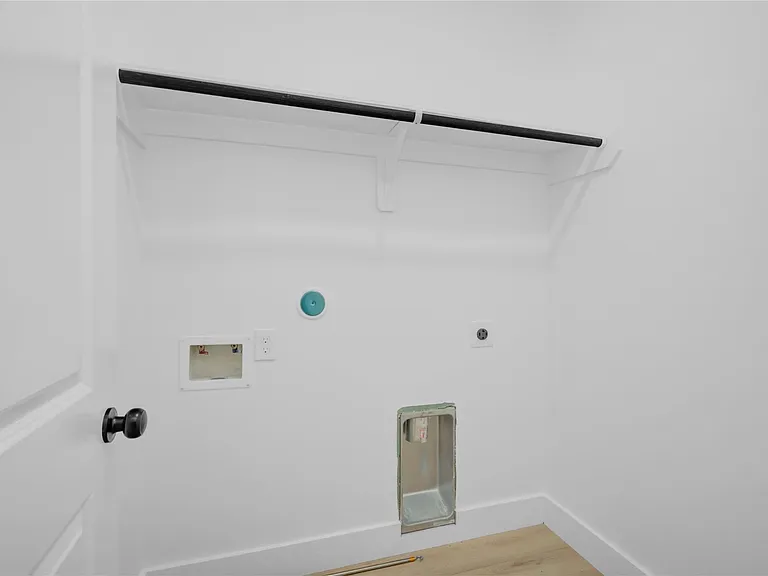 8410 Sunnyhill St — Photo 14