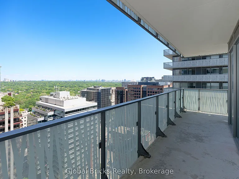 42 Charles St E #2509 — Photo 20