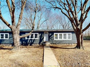 1006 Miller St, Eldon, MO 65026