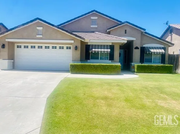 10609 Pinebrook Falls Dr, Bakersfield, CA 93312