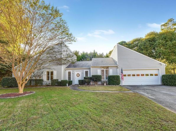 5269 Meadowdale Ct