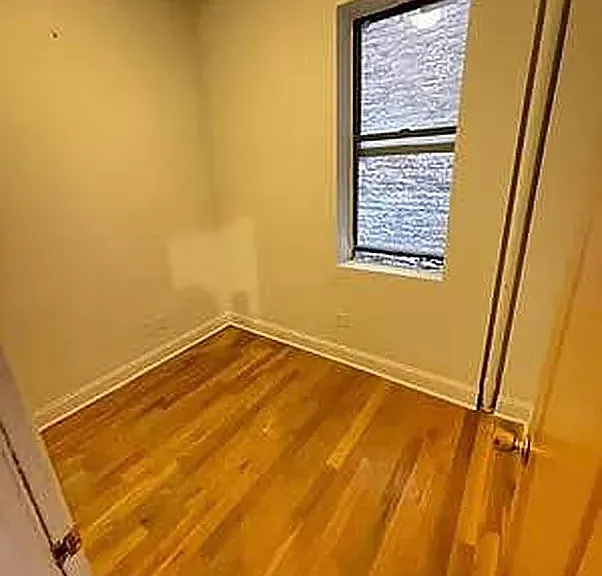 26 Thompson St #5A — Photo 7