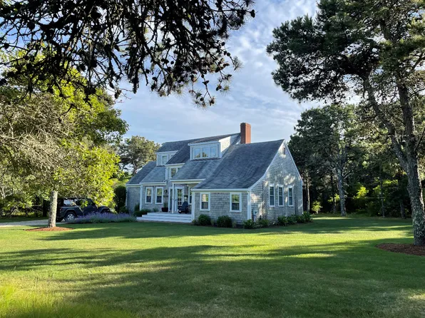 11 Sesapana Rd, Nantucket, MA 02554